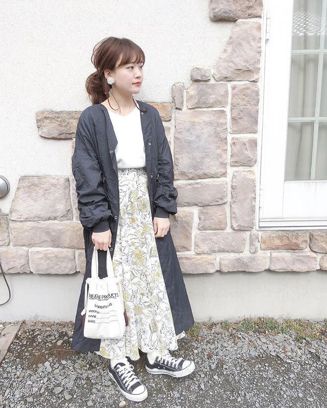 カジュアルも似合うね って言われたい スニーカーを使ったお花見デートコーデ4選 Cbk Magazine