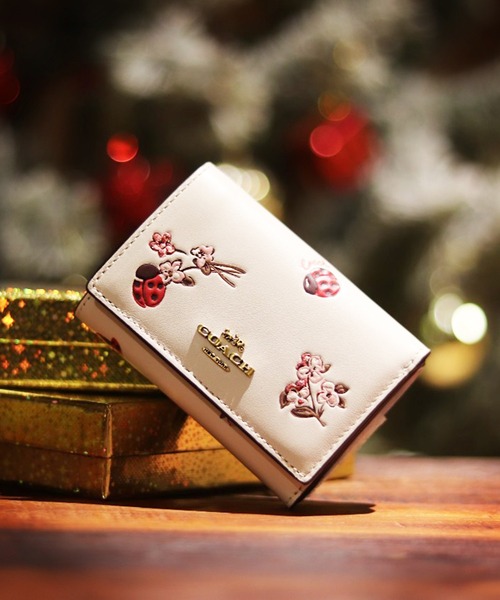 女性に人気のクリスマスプレゼント2020【レディース財布編】/愛らしい新作をチェック！「COACH（コーチ）の財布」