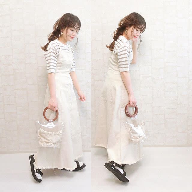 白のジャンパースカート はこんなに使える 11パターンの着こなしを一挙公開 Cbk Magazine 公式
