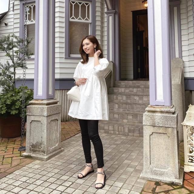 服装に迷う5月6月こそ「黒スキニー」！ ラクしてきれいめ大人の