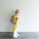 【50代の黄色ファッション8選】明るく健康的に見える！ おすすめコーデを徹底解説