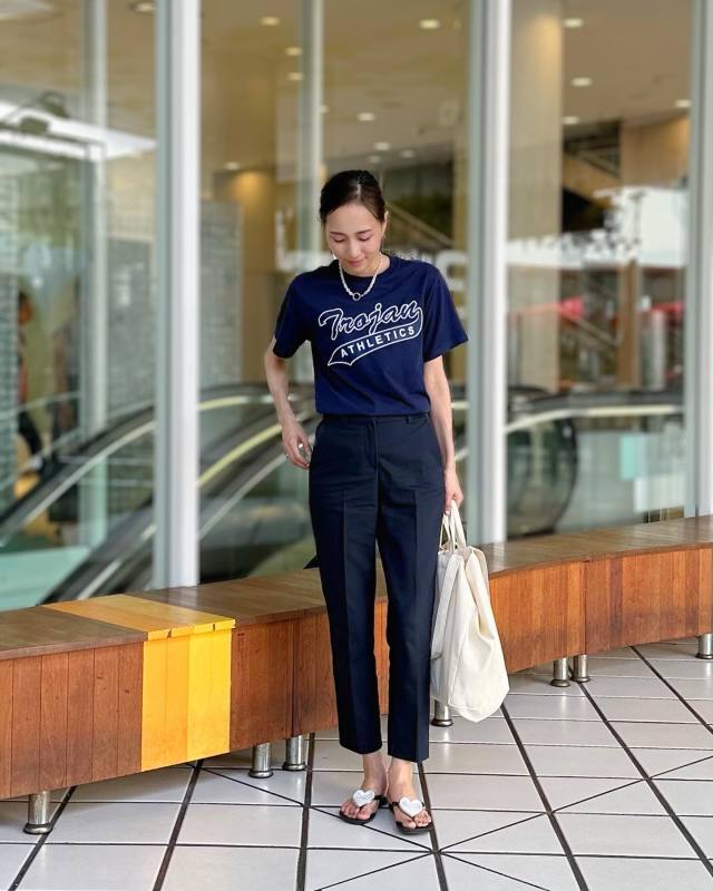 白黒ネイビー派の夏コーデ6選！ 涼しげでこなれるお手本の服装 – #CBK