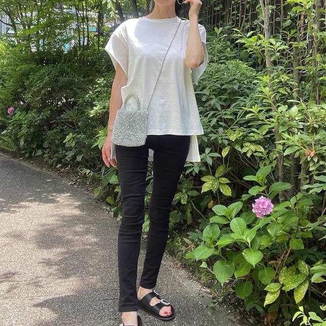 40代に似合うフレンチスリーブ徹底解説！ 着太りしないのはどんな 