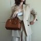 スーツみたいな服の名前は？ 画像でわかるファッション用語プチ解説