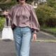 【50代×ベージュブラウス】上品カラーで好印象！ 50代のための洗練コーデ術