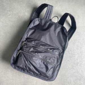 グラファイトとは｜画像でわかるファッション用語の意味 ／グラファイトとは？／グラファイトはどんなデザイン？／グラファイトのバッグ