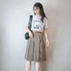半袖を秋コーデにアップデート！ 季節感たっぷりな秋服×半袖コーデ術