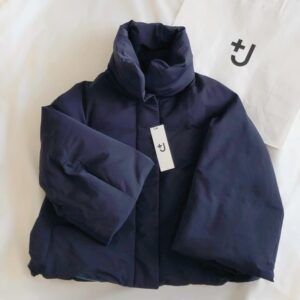 ダウンジャケットとは｜画像でわかるファッション用語の意味 ／ダウンジャケットとは？／ダウンジャケットはどんなデザイン？／ダウンジャケット