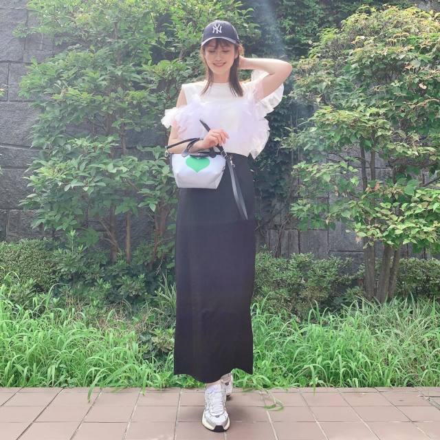 ナイキスニーカーのコーデ29選|おしゃれな大人女性の画像まとめ ナイキスニーカーのコーデ29選|おしゃれな大人女性の画像まとめ