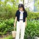 半袖カーディガンの下に着るものは？ おしゃれに見える「大人の重ね着コーデ術」