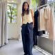 黒スニーカーの夏コーデ30選｜おしゃれな大人女性の画像まとめ